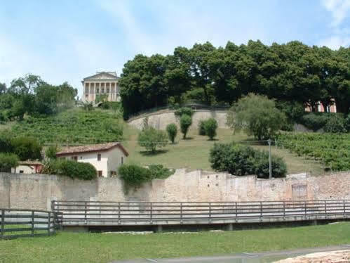 Casa Vacanze Alleantichemura Apartment Conegliano Luaran gambar